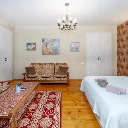 Old City Center- Adventurous Apt Hosted By Giorgio Tbilisi Exterior foto